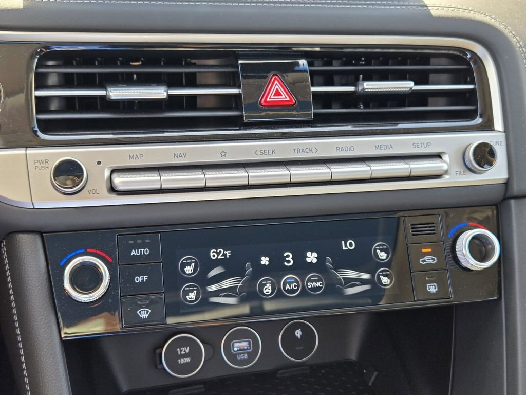 Used 2026 Genesis G70 2.5T Prestige RWD image 21