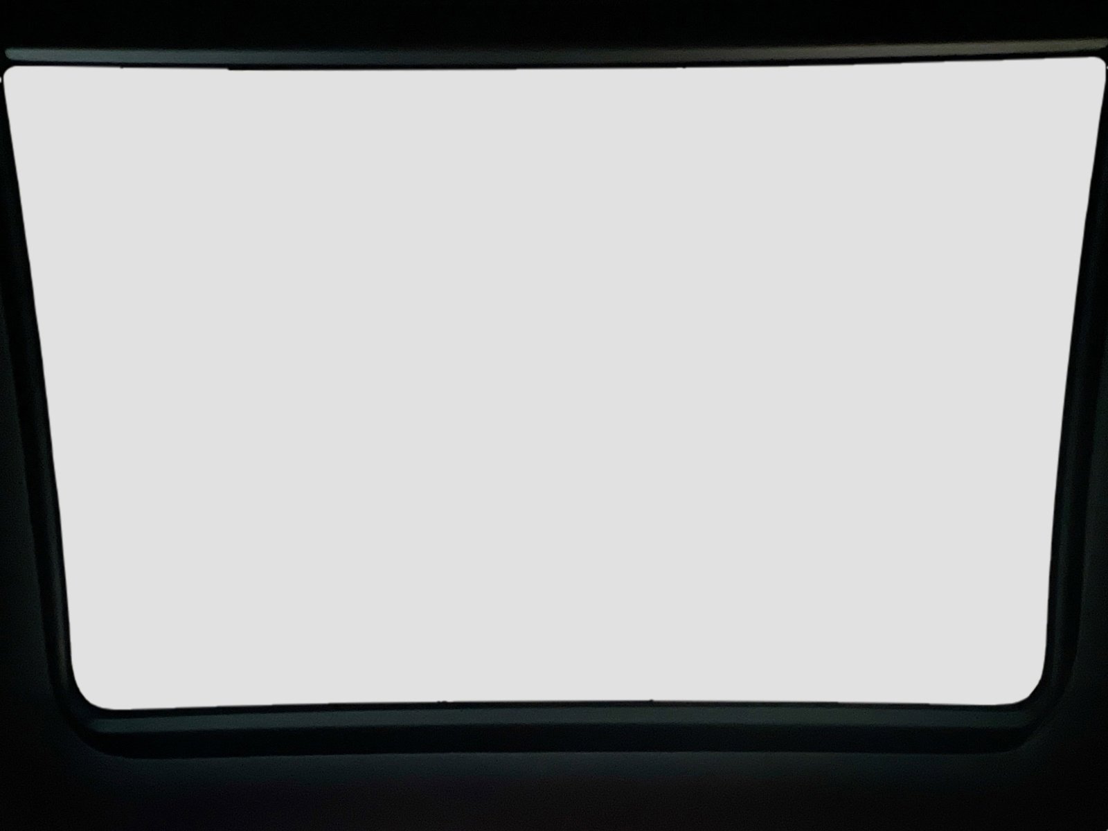 Used 2017 Maserati Levante w/ Luxury Package AWD/4WD image 17