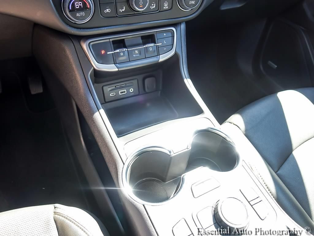 Used 2024 GMC Terrain AT4 w/ Infotainment Package II AWD/4WD image 25