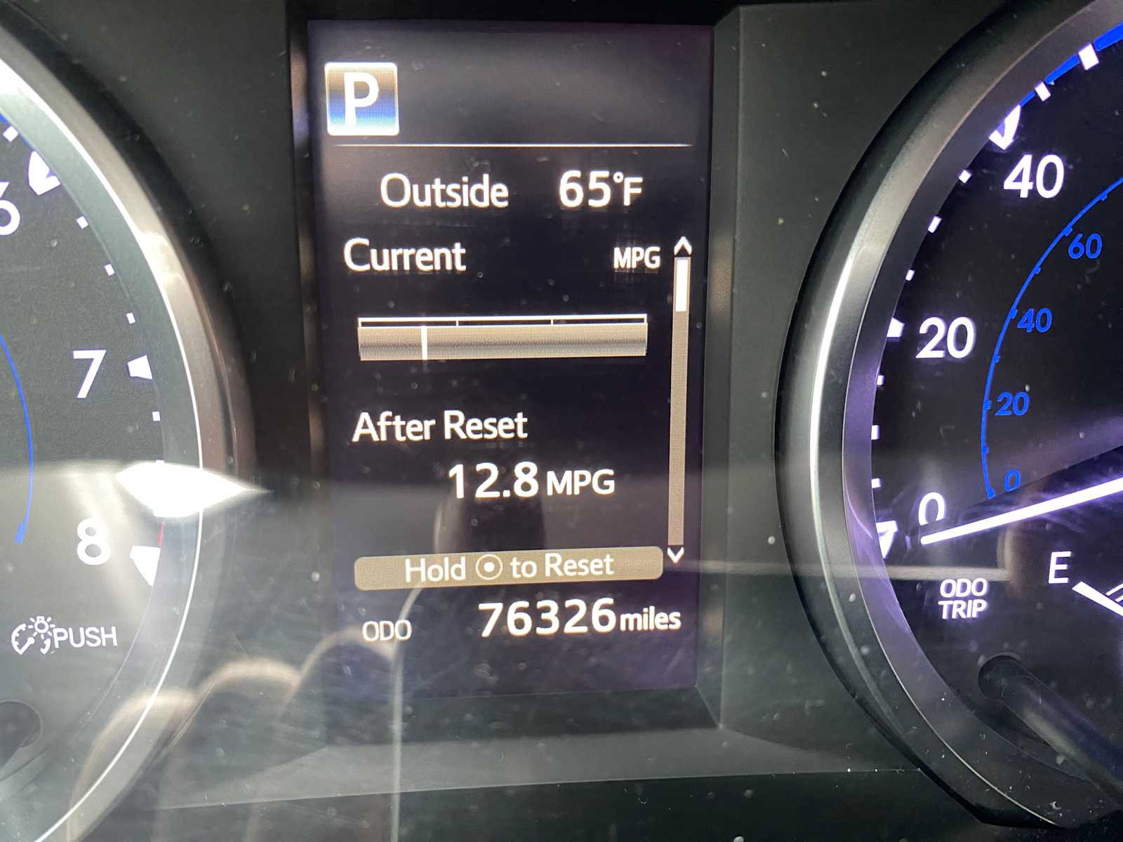 Used 2018 Toyota Highlander LE FWD image 8