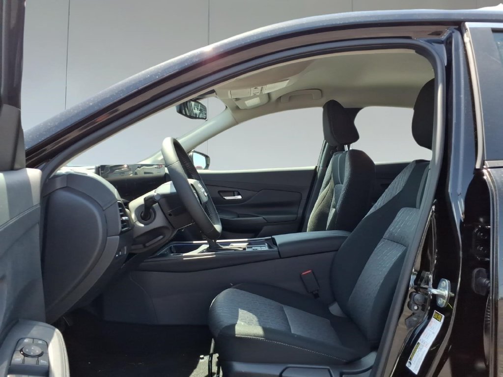 New 2026 Nissan Sentra SV w/ SV Convenience Package FWD image 14