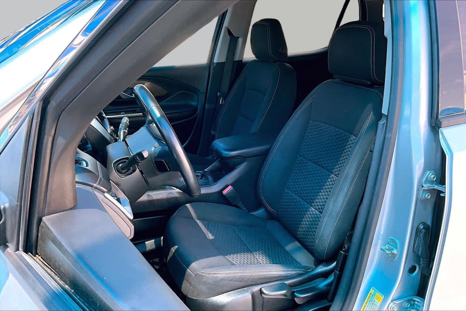 Used 2020 GMC Terrain SLE FWD image 8