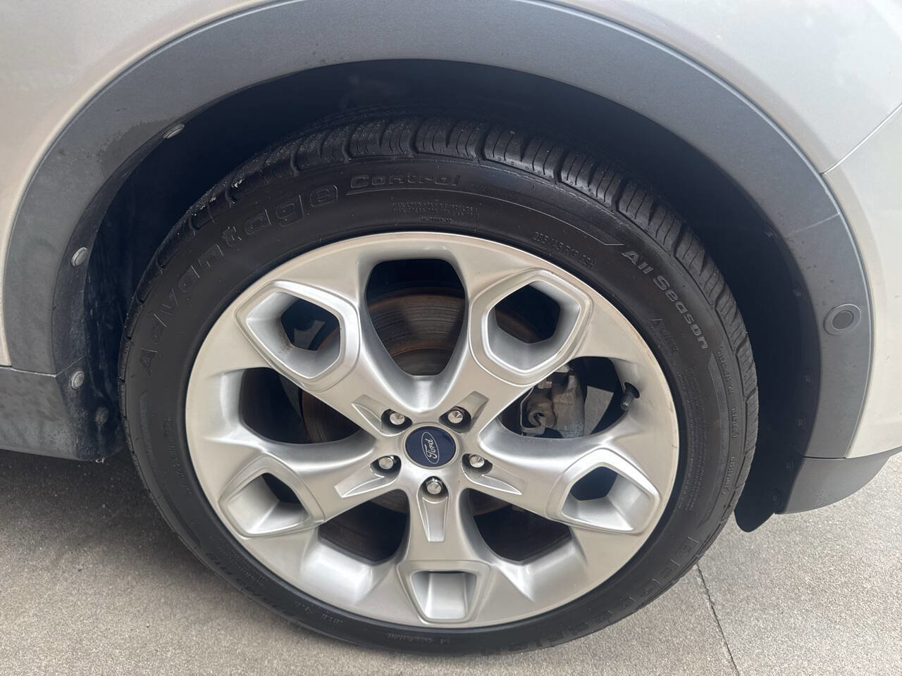 Used 2014 Ford Escape Titanium w/ Equipment Group 401A image 28