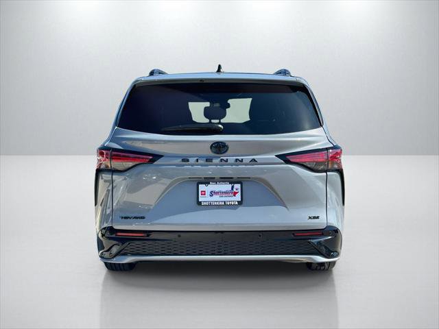 Certified 2025 Toyota Sienna XSE w/ XSE Premium Package image 6