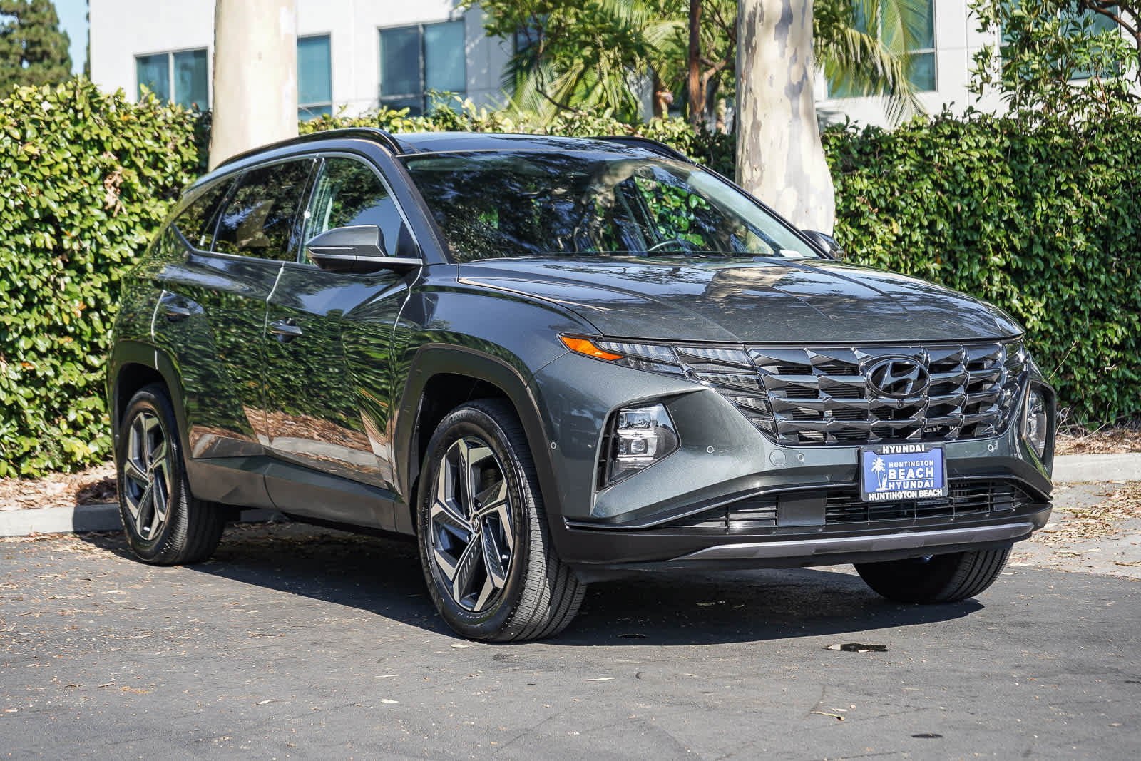 Certified 2024 Hyundai Tucson Limited AWD/4WD image 3