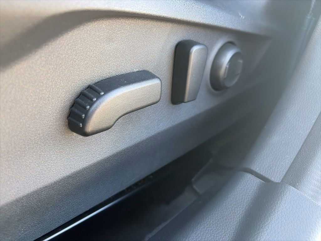 Used 2025 Subaru Outback Premium image 10