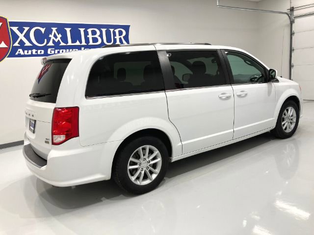 Used 2019 Dodge Grand Caravan SXT FWD image 18