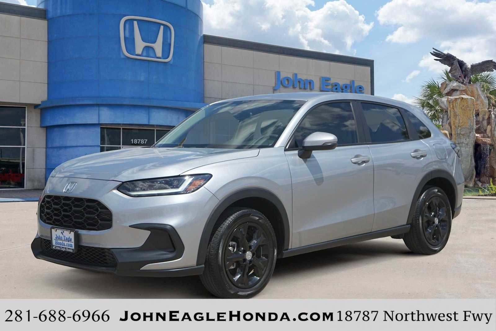 Used 2023 Honda HR-V LX image 1