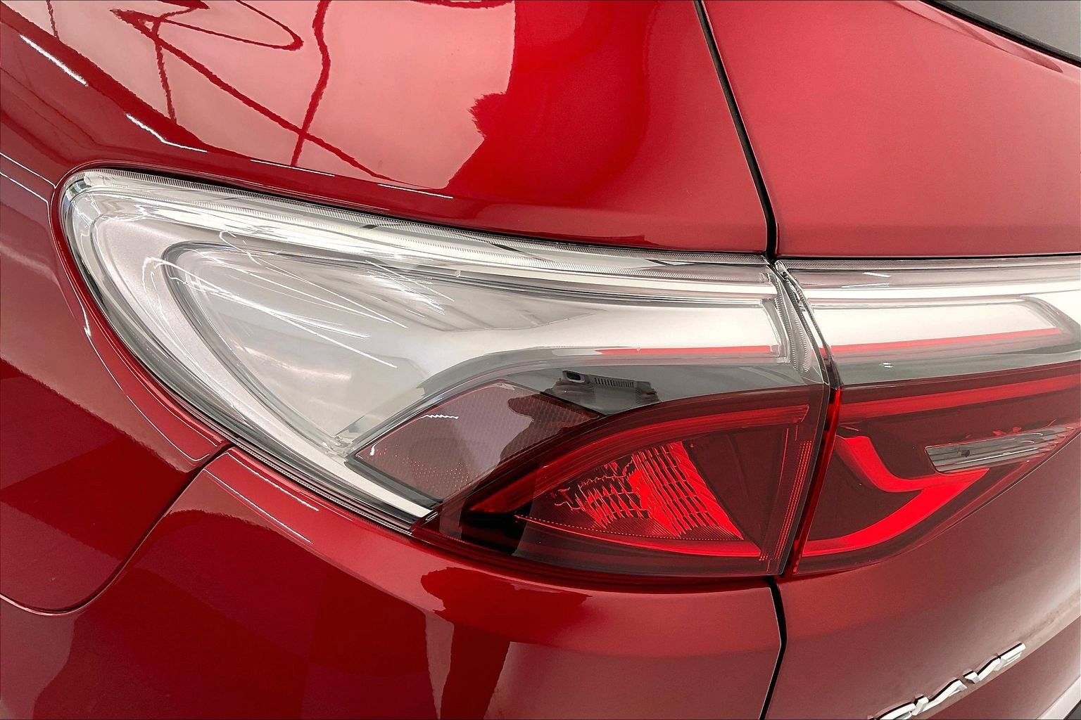 Used 2023 Buick Enclave Essence image 28