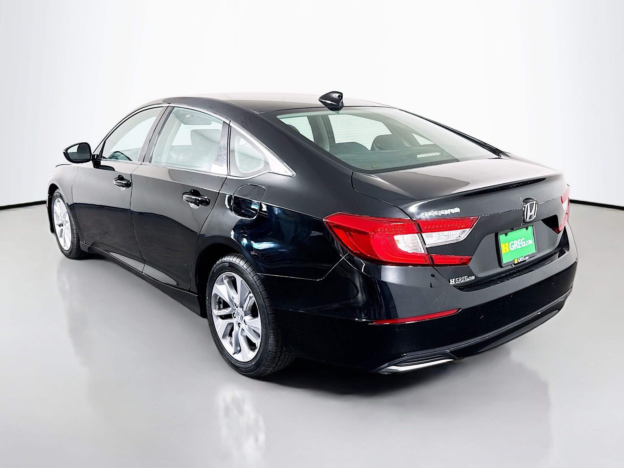 Used 2019 Honda Accord LX image 7