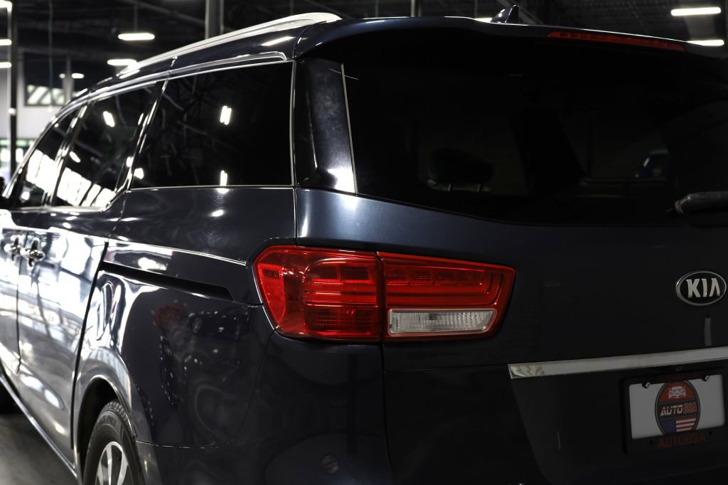 Used 2016 Kia Sedona SX FWD image 34