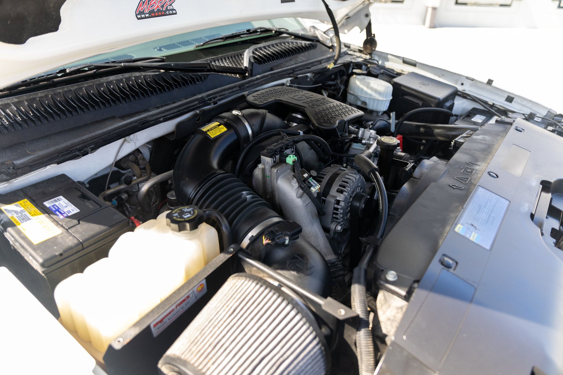 Used 2006 Chevrolet Silverado 2500 LT w/ Heavy-Duty Power Package image 23