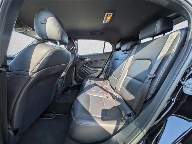 Used 2019 Mercedes-Benz GLA 250 4MATIC image 16