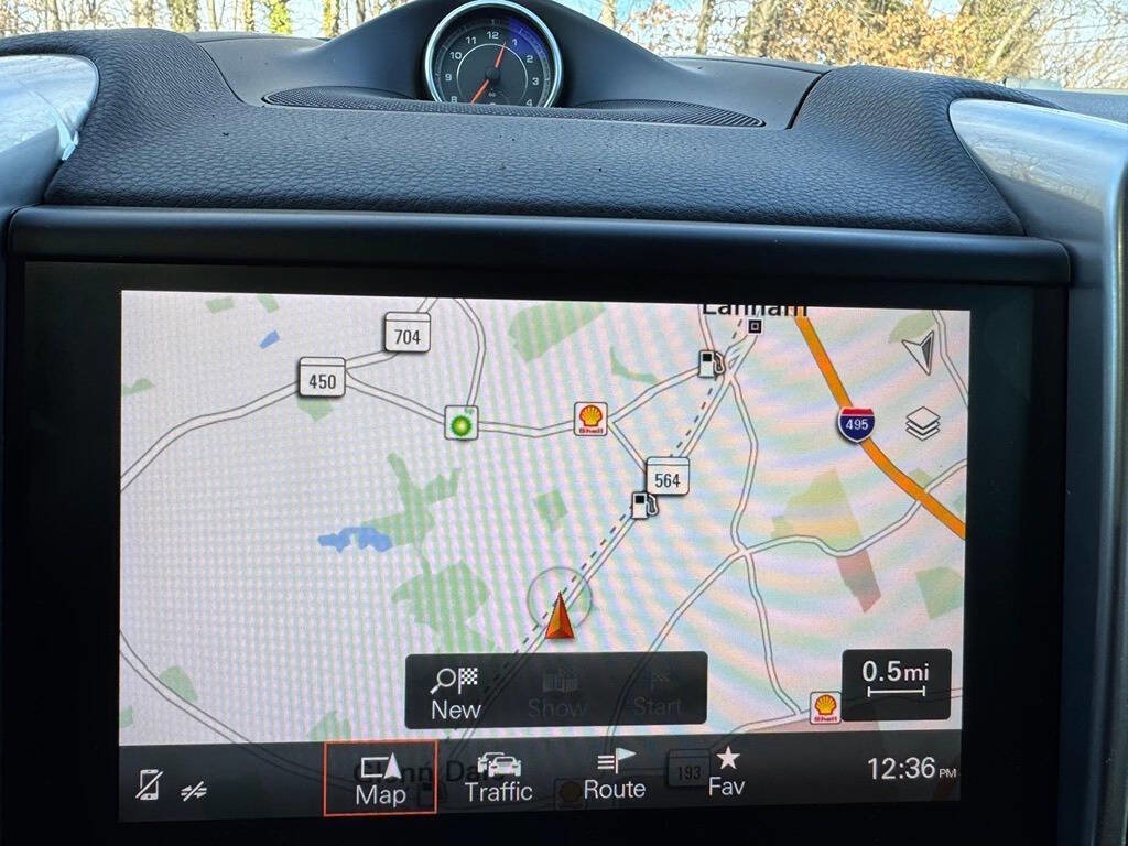 Used 2017 Porsche Cayenne Platinum Edition w/ Premium Package (PJV) AWD/4WD image 20