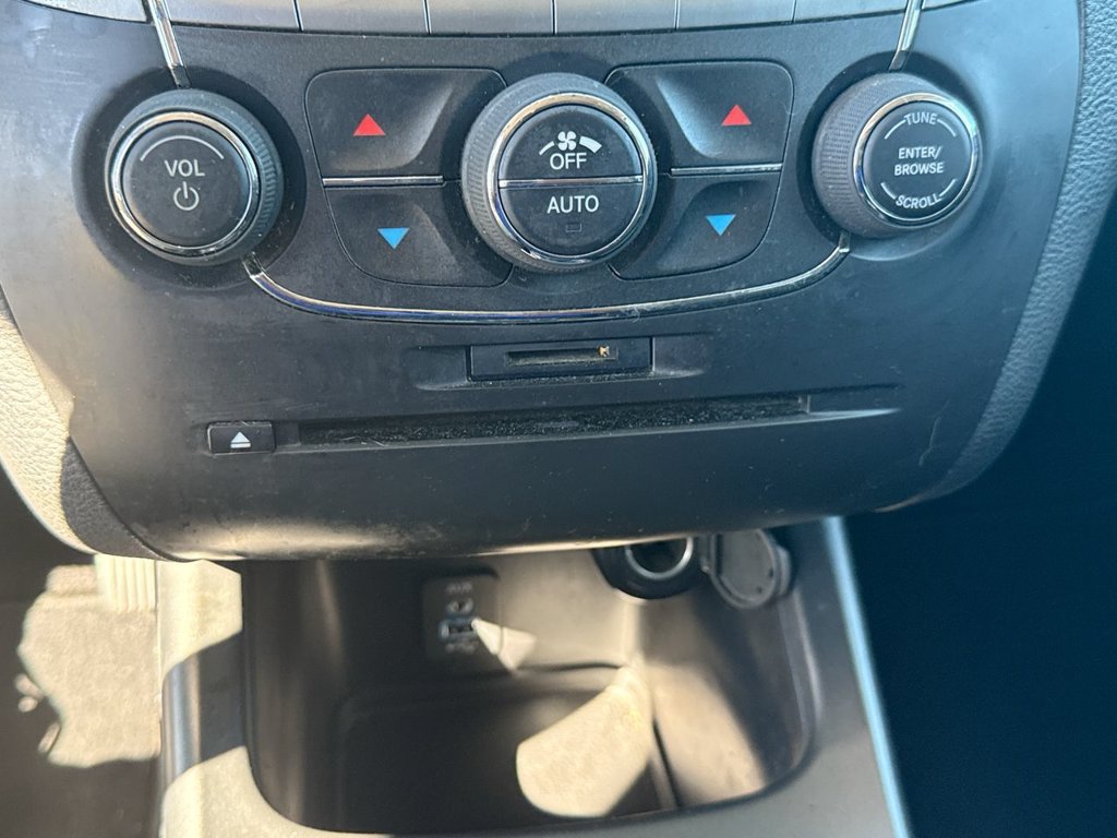 Used 2020 Dodge Journey Crossroad w/ Popular Equipment Group FWD image 23