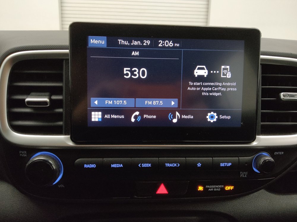 Used 2024 Hyundai Venue SE image 25