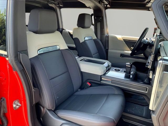 Used 2026 GMC Hummer EV SUV w/ LPO, Dark Essentials Package AWD/4WD image 31