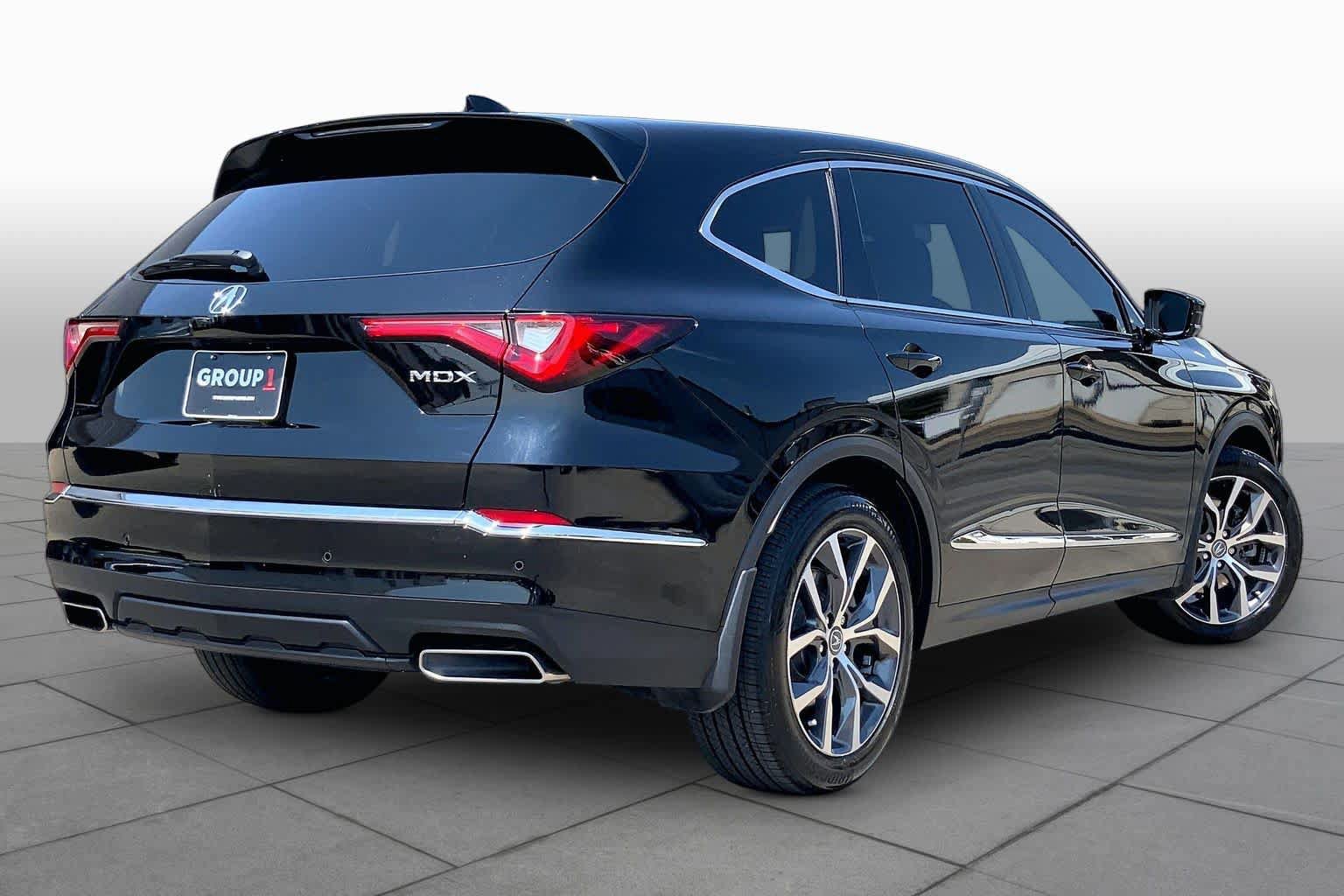 Used 2024 Acura MDX w/ Technology Package FWD image 13