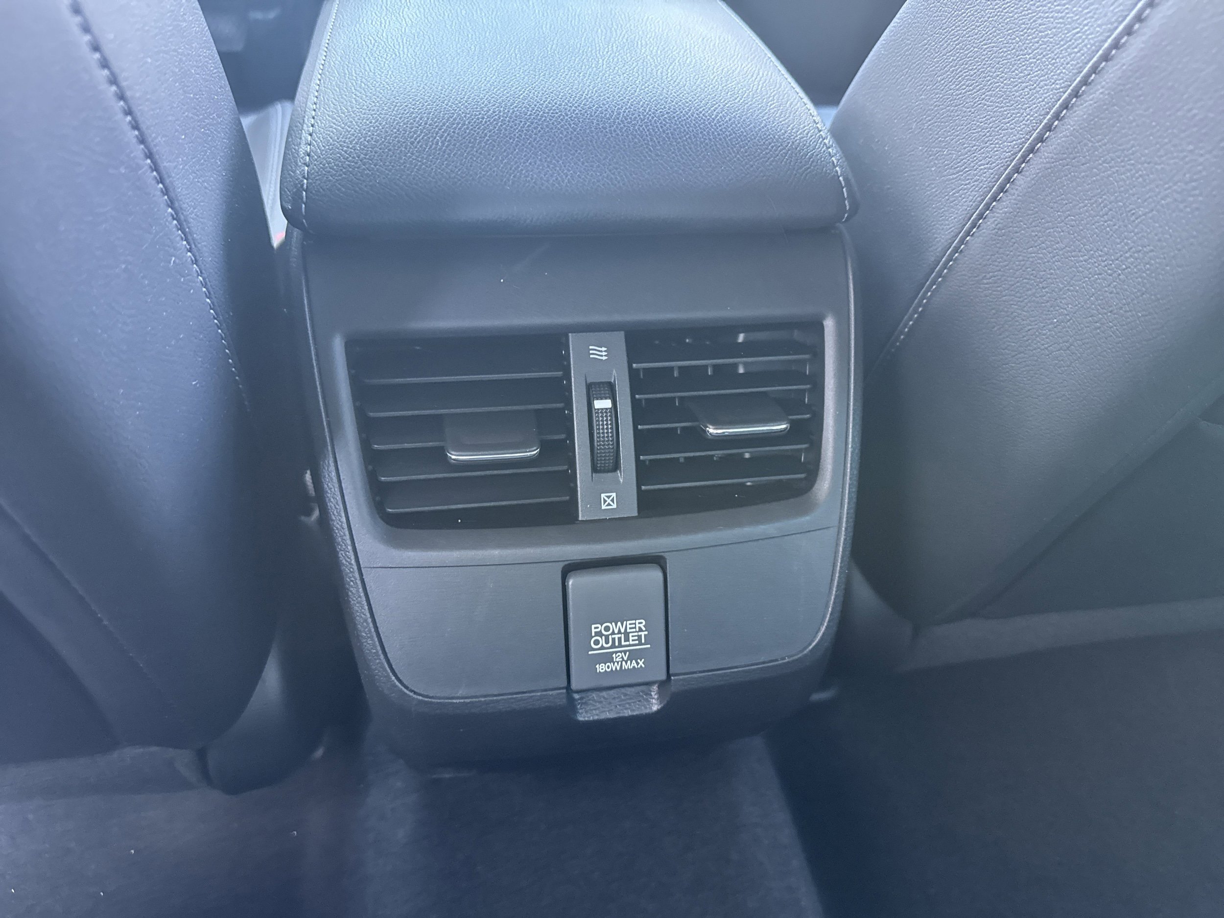 Used 2018 Honda Clarity Touring image 16