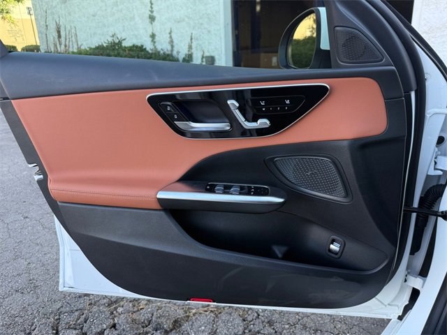 Used 2025 Mercedes-Benz C 300 Sedan image 11