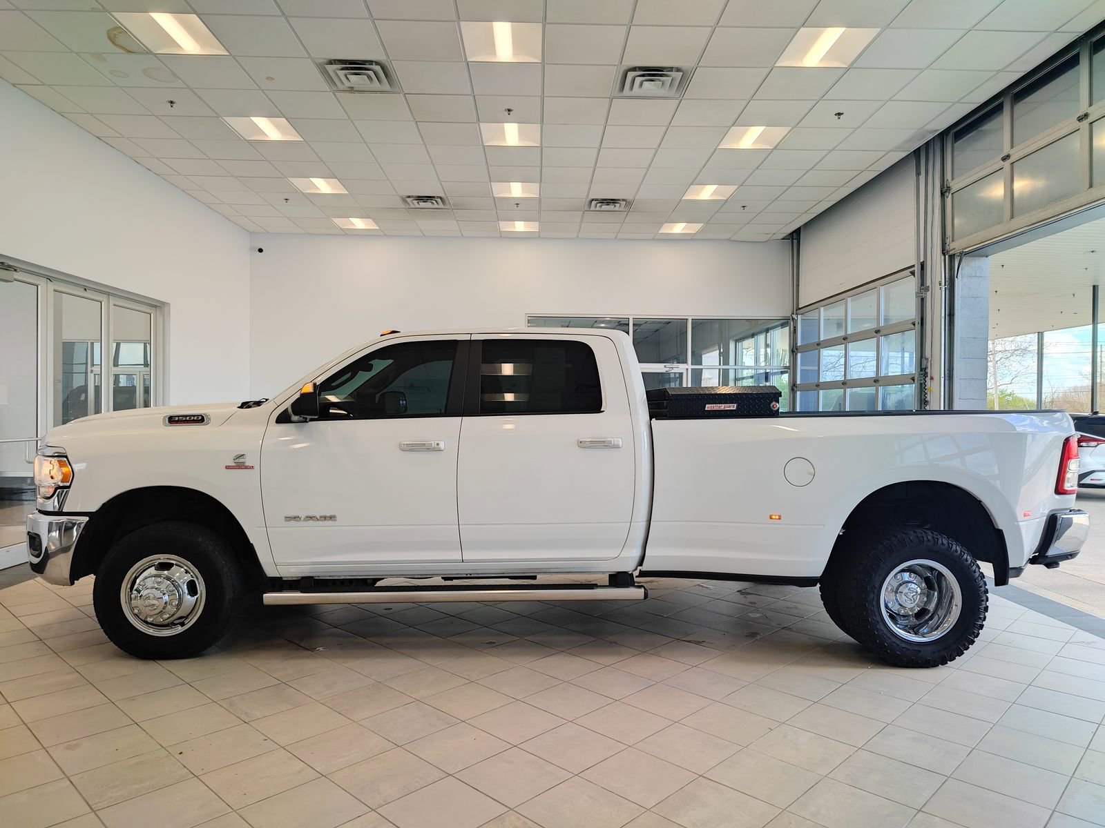 Used 2019 RAM 3500 Big Horn image 7