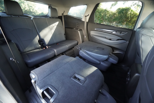 Used 2018 Buick Enclave Premium w/ Trailering Package FWD image 26