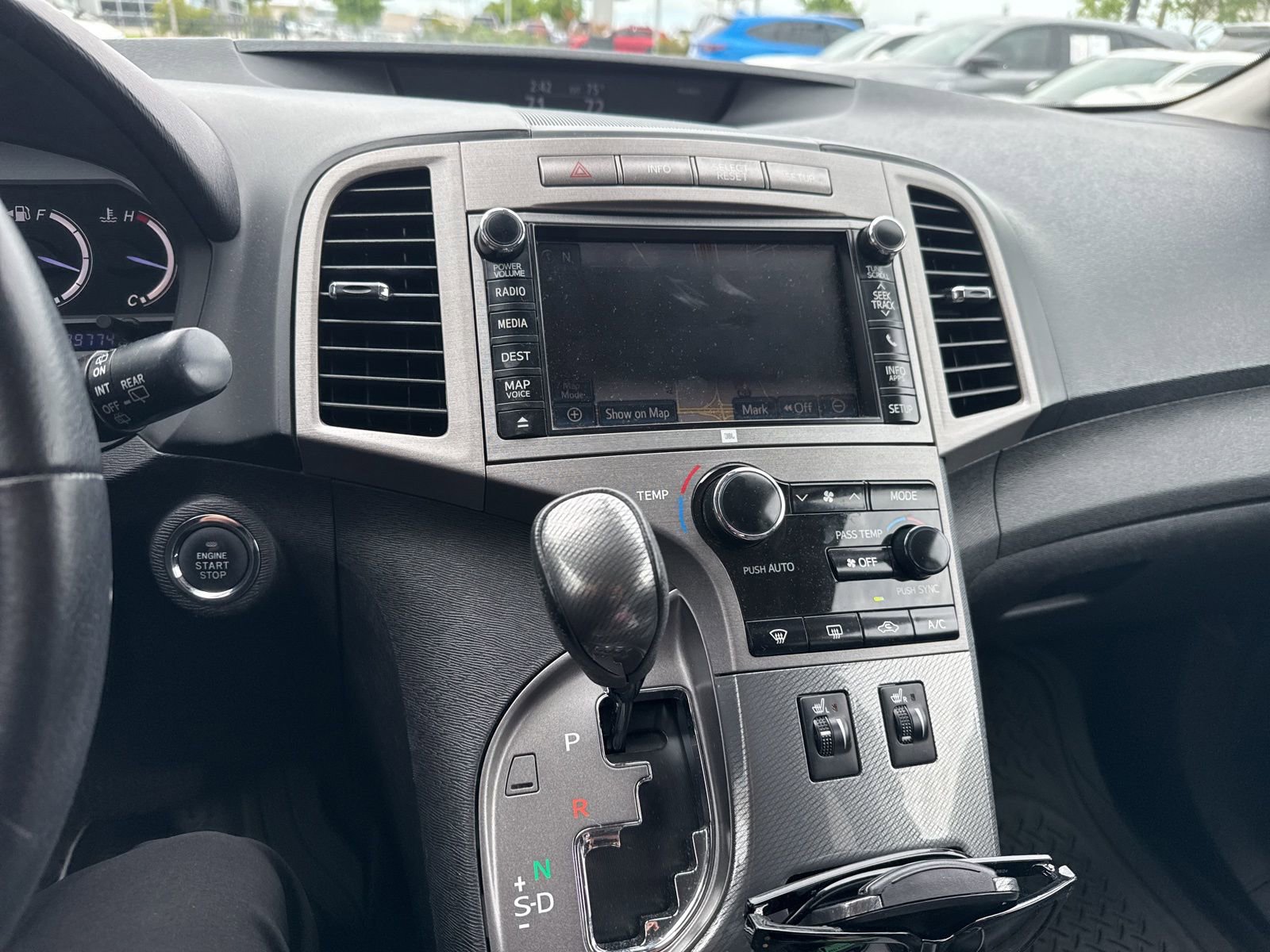 Used 2014 Toyota Venza Limited FWD image 11