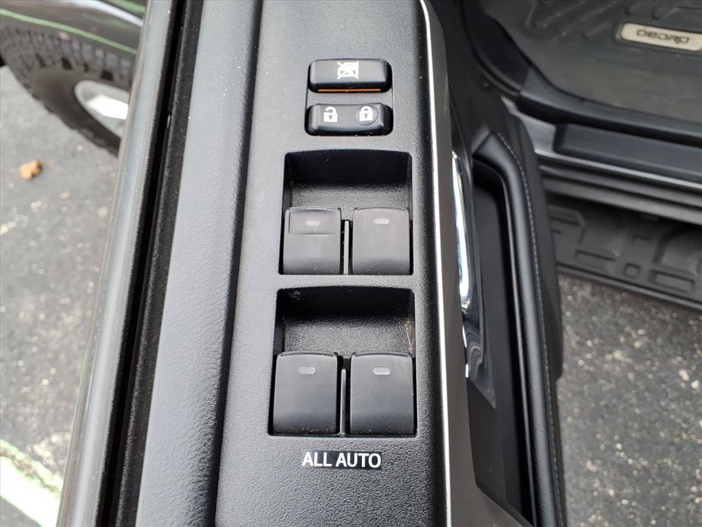 Used 2020 Toyota 4Runner SR5 image 17