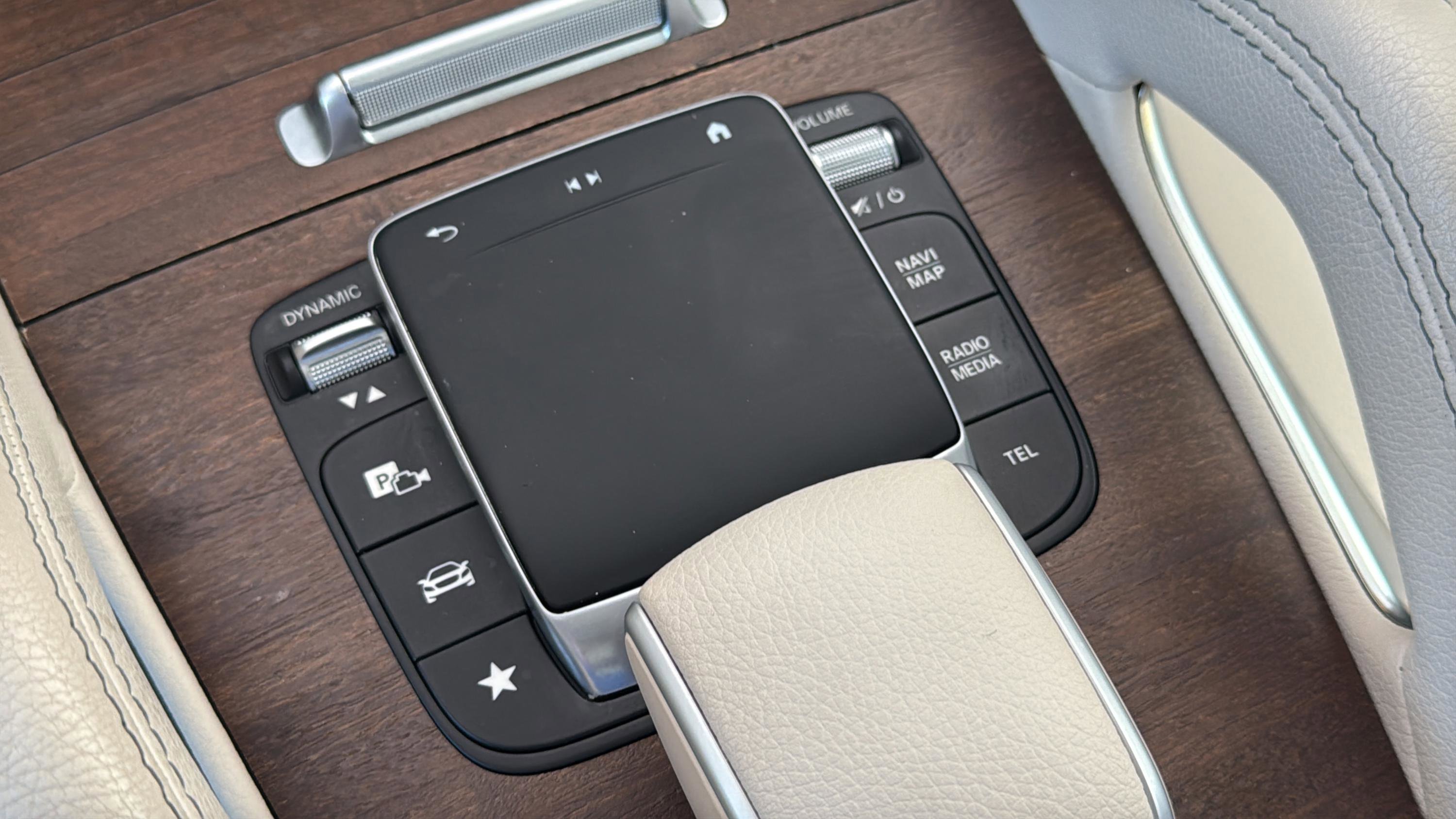 Certified 2022 Mercedes-Benz GLS 450 4MATIC image 50