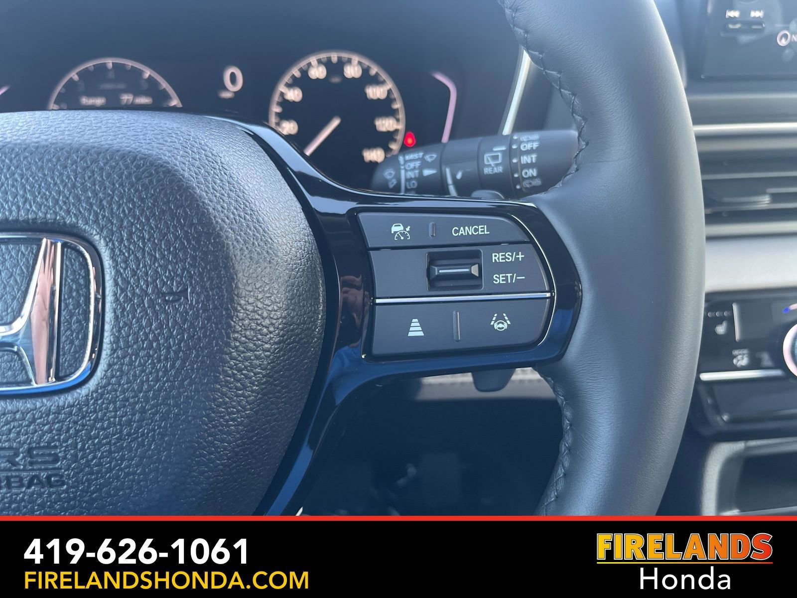 New 2025 Honda Pilot Touring image 30