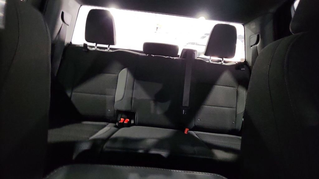 Used 2024 Chevrolet Silverado 2500 Custom w/ Custom Value Package image 12