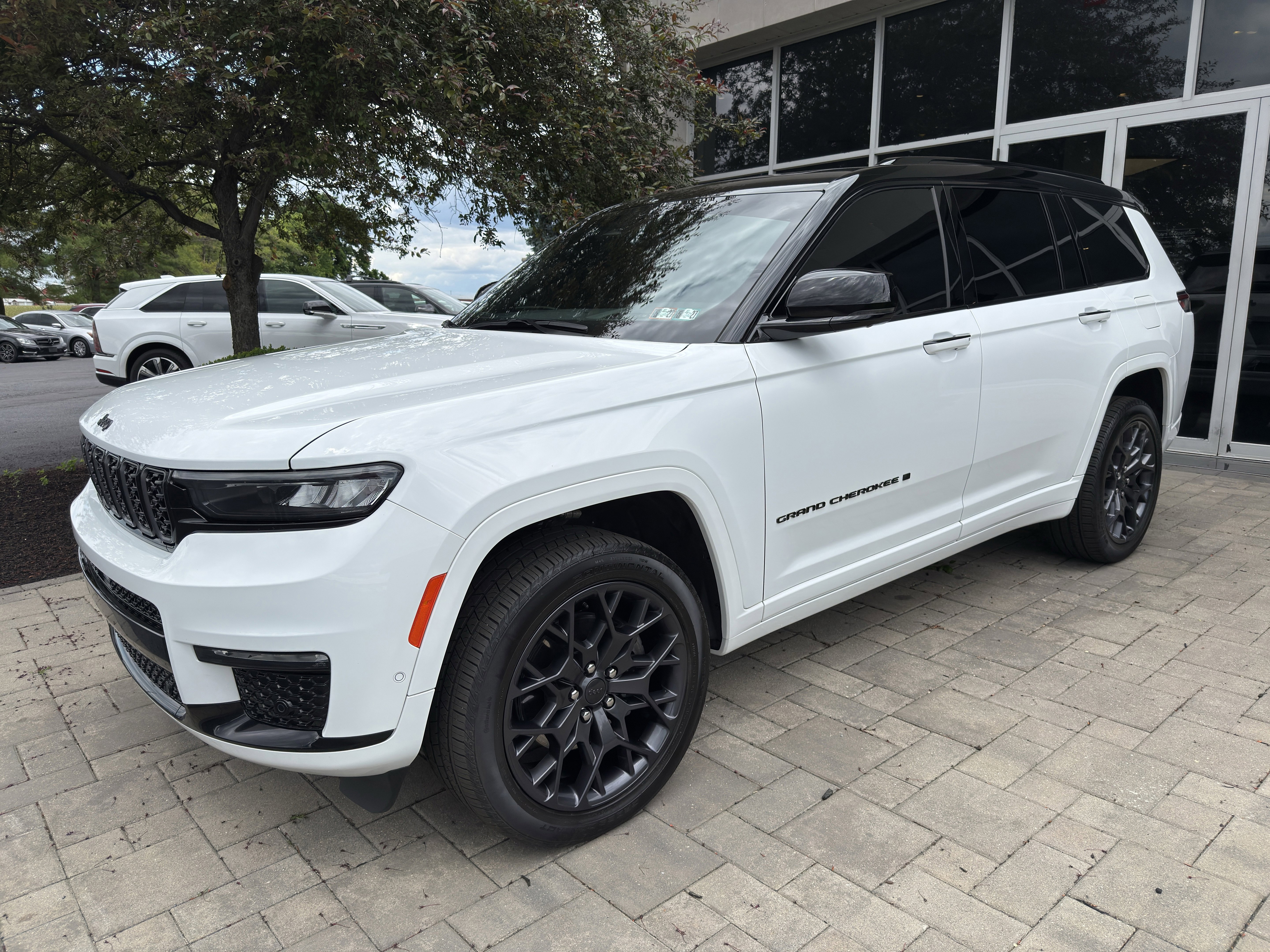 Used 2025 Jeep Grand Cherokee L Summit AWD/4WD video 3