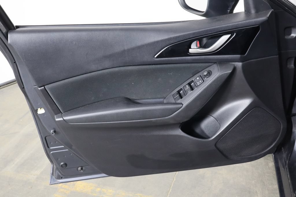 Used 2015 MAZDA MAZDA3 i Touring FWD image 18