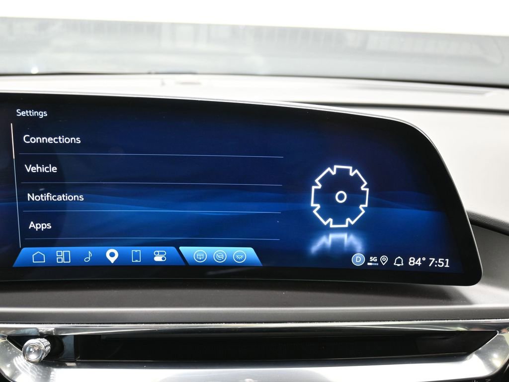 Used 2024 Cadillac Lyriq Tech RWD image 27
