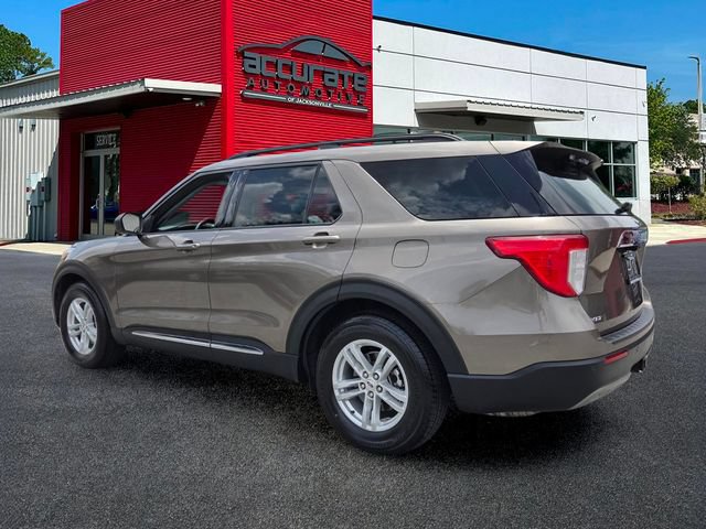 Used 2021 Ford Explorer XLT w/ Equipment Group 202A RWD image 3