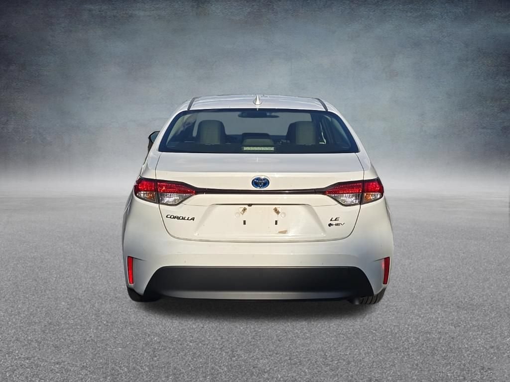 Used 2025 Toyota Corolla LE FWD image 5