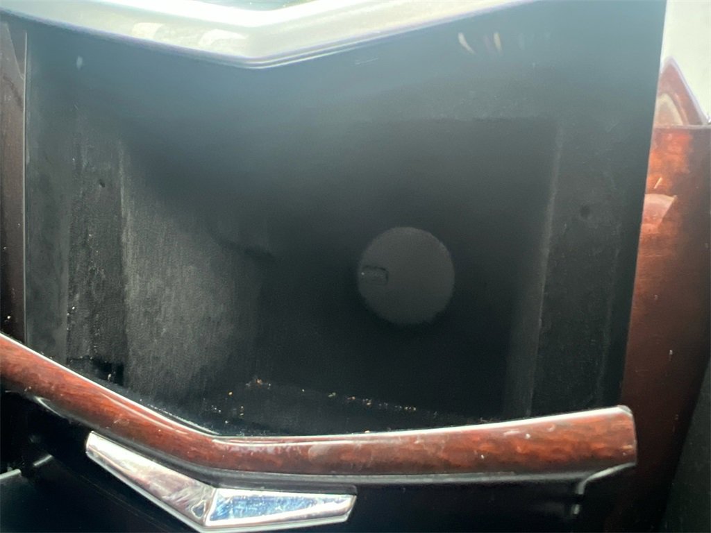 Used 2016 Cadillac SRX Luxury w/ Driver Awareness Package image 24