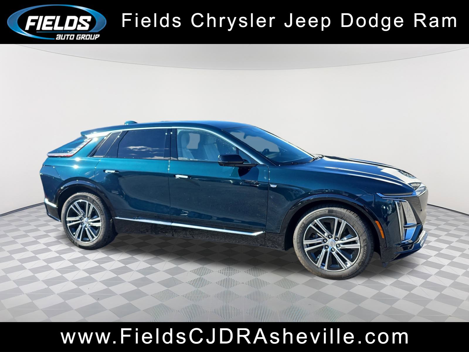 Used 2025 Cadillac Lyriq Luxury