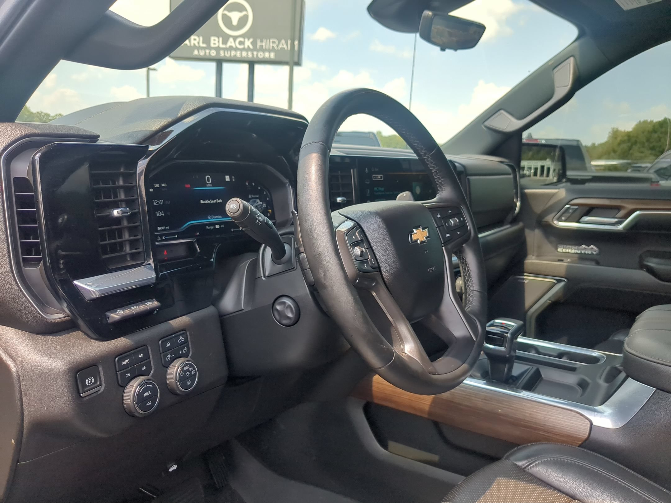 Used 2023 Chevrolet Silverado 1500 High Country w/ High Country Premium Package AWD/4WD image 13
