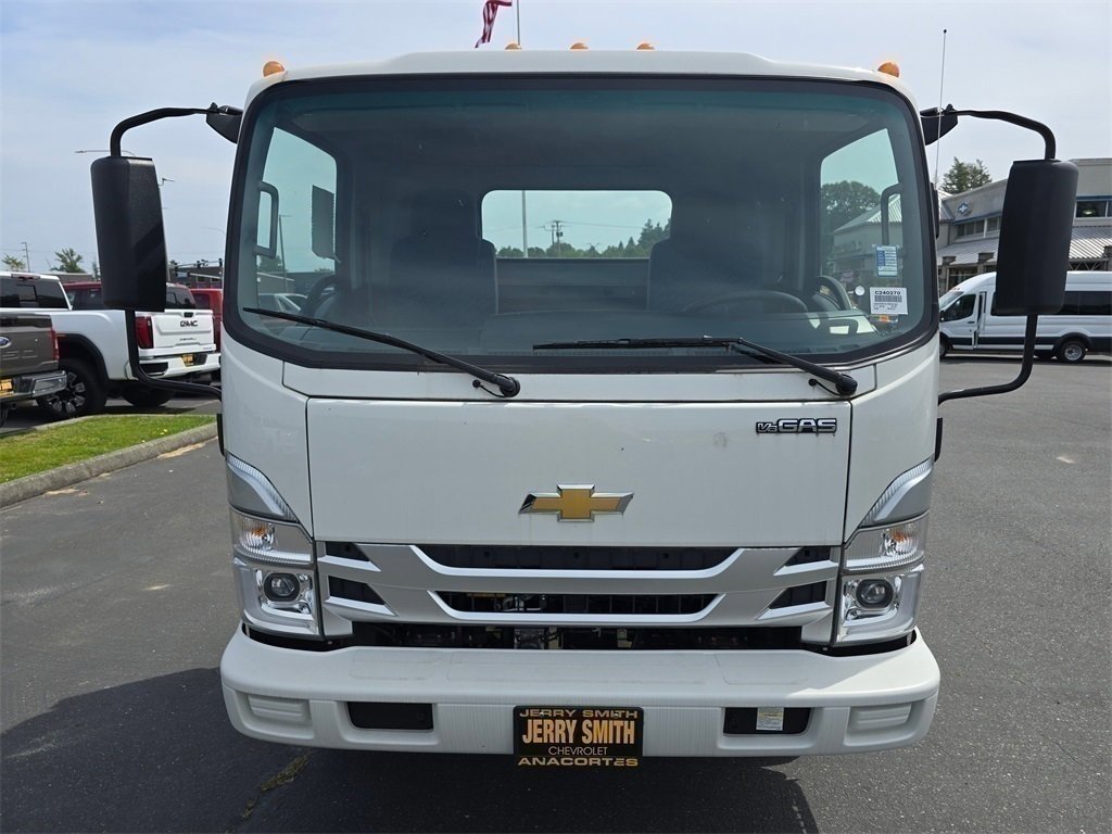 New 2024 Chevrolet Low Cab Forward image 10