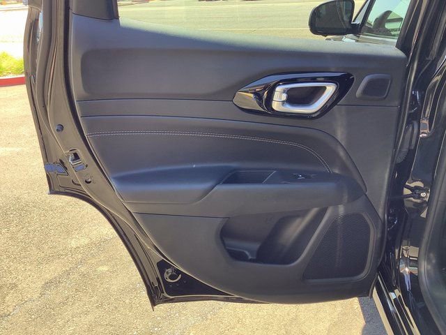 Used 2023 Jeep Compass High Altitude w/ Driver Assist Group I image 26