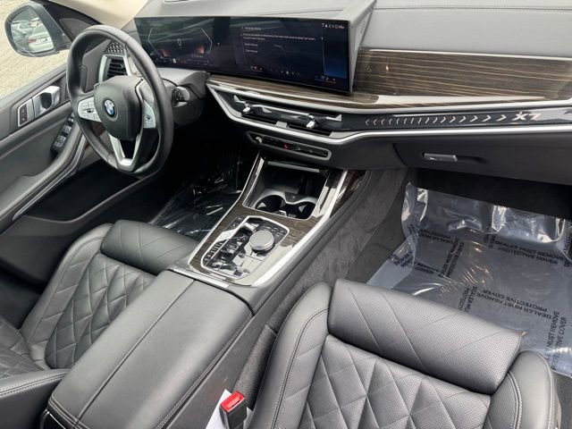Used 2024 BMW X7 xDrive40i AWD/4WD image 29