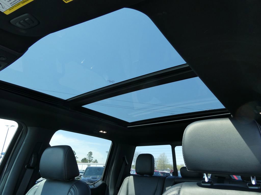 Used 2022 Ford F250 Lariat w/ Tremor Off-Road Package image 27