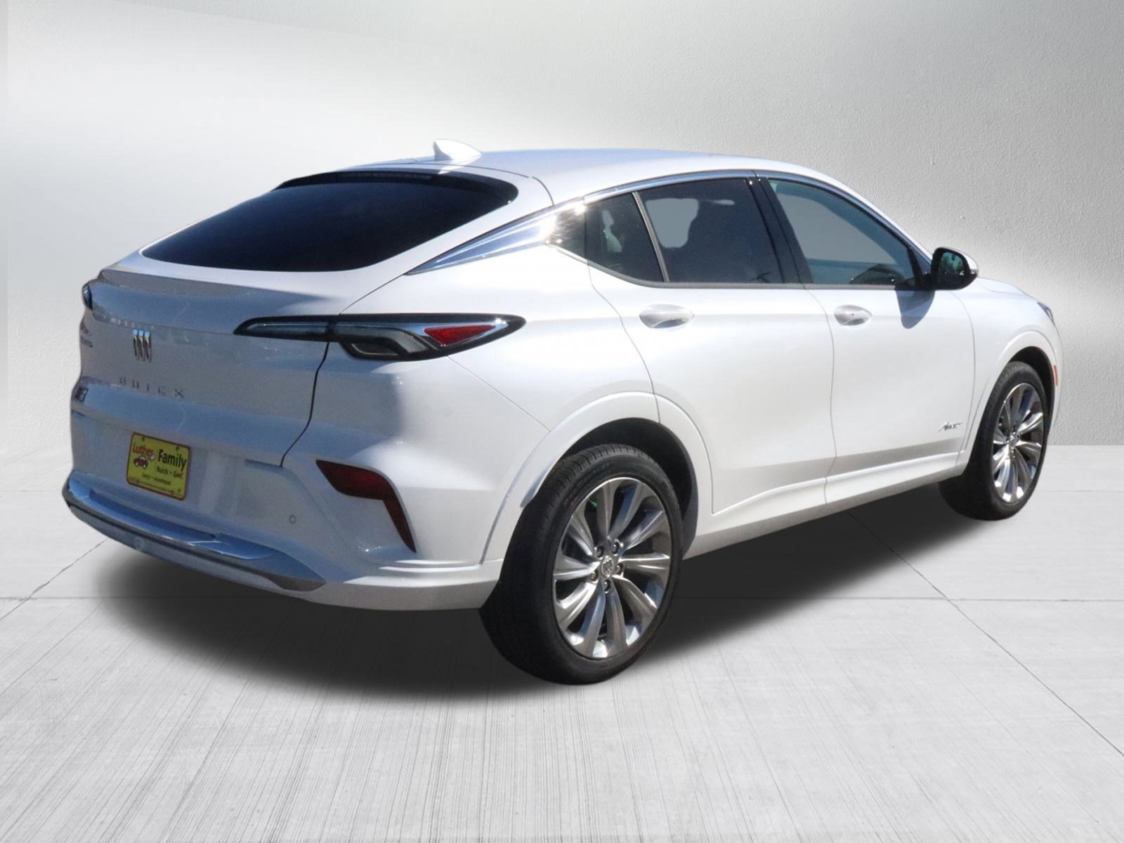 New 2026 Buick Envista Avenir image 7