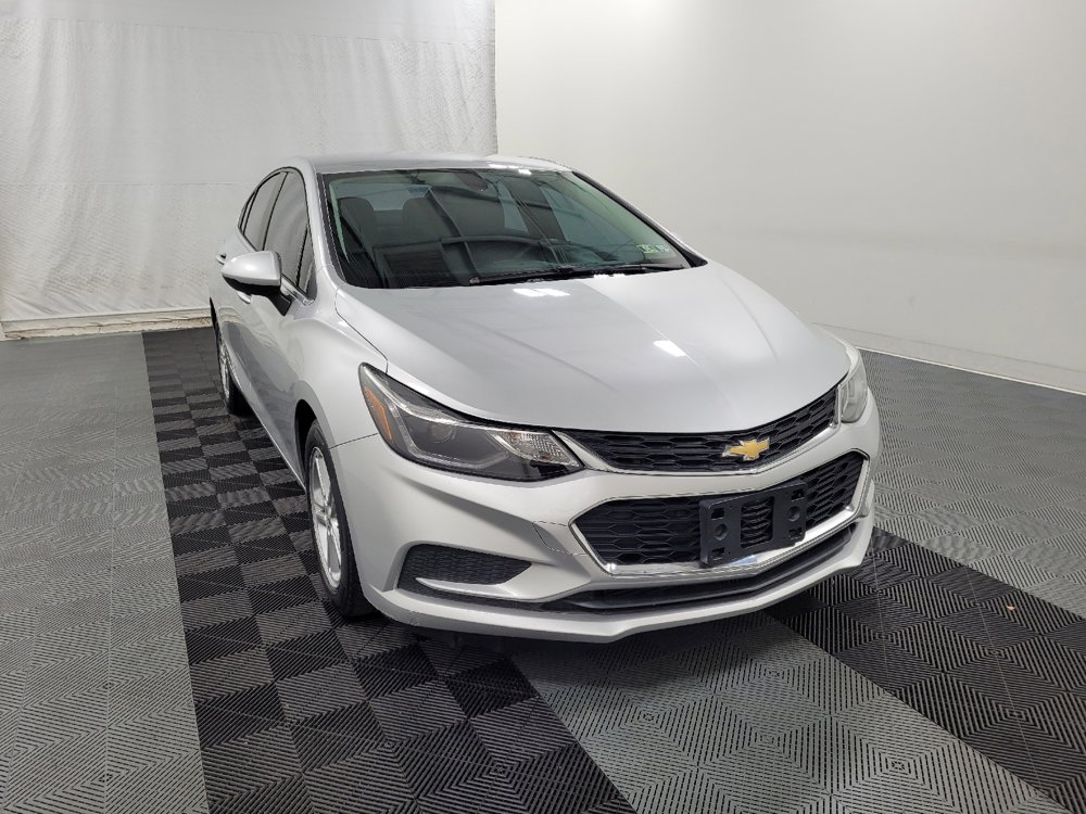 Used 2017 Chevrolet Cruze LT w/ Convenience Package image 13