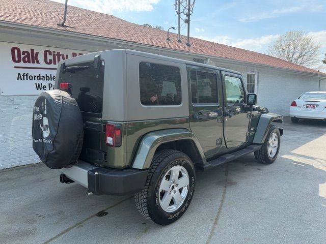 Used 2008 Jeep Wrangler Unlimited Sahara AWD/4WD image 5