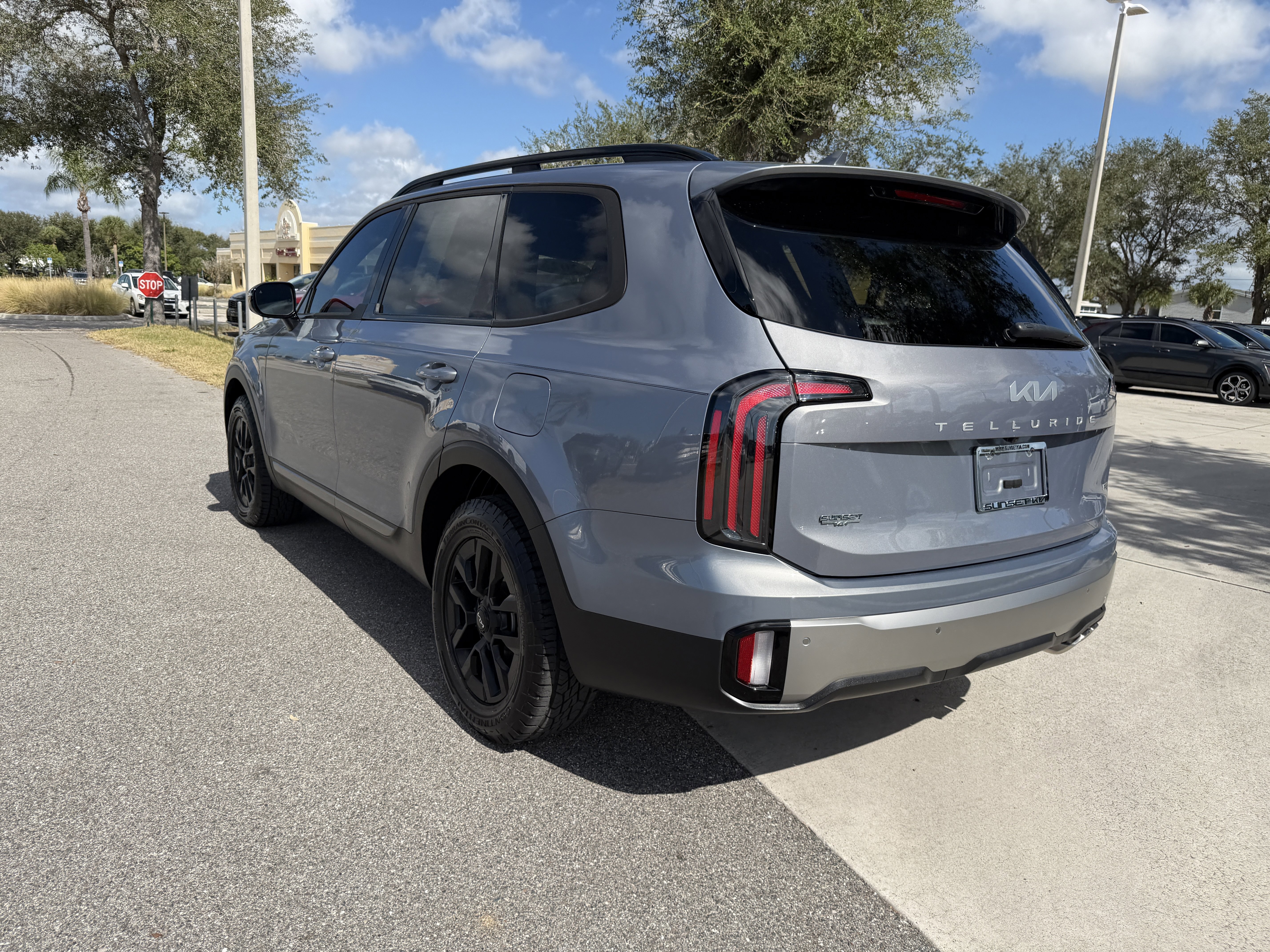 Used 2023 Kia Telluride SX Prestige X-Pro image 6