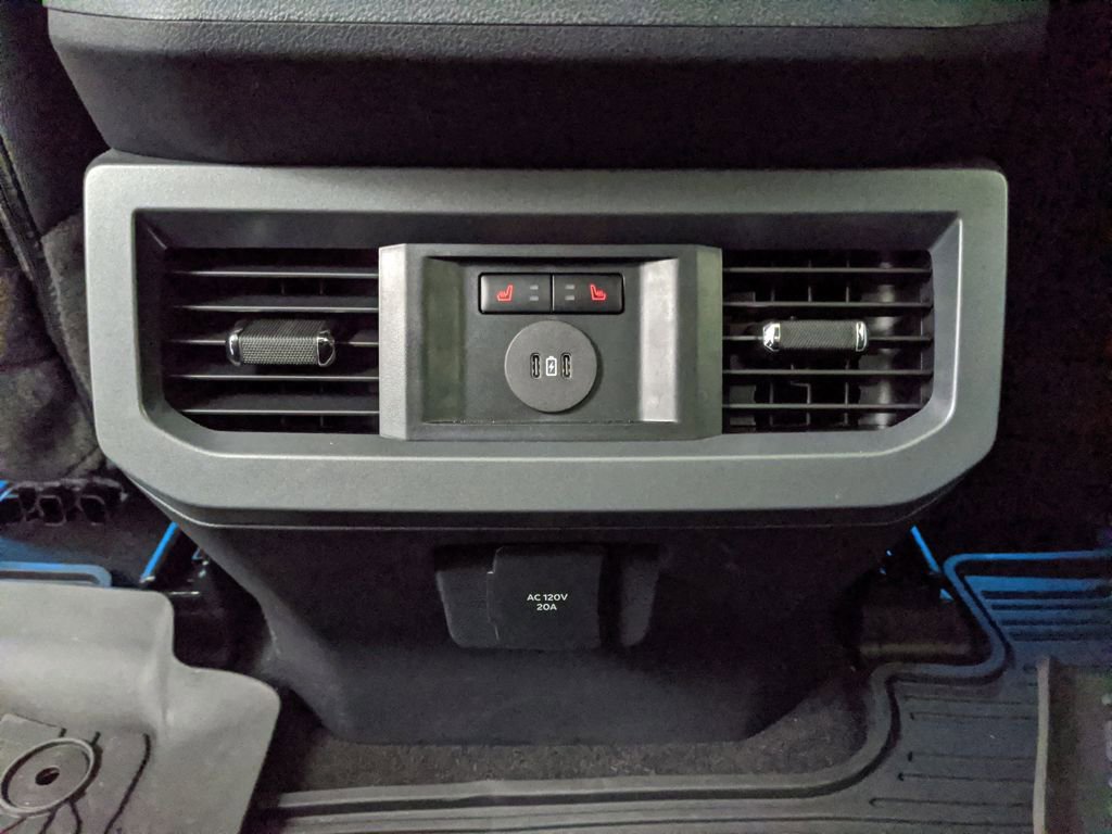 New 2025 Ford F250 Lariat w/ Lariat Ultimate Package image 19