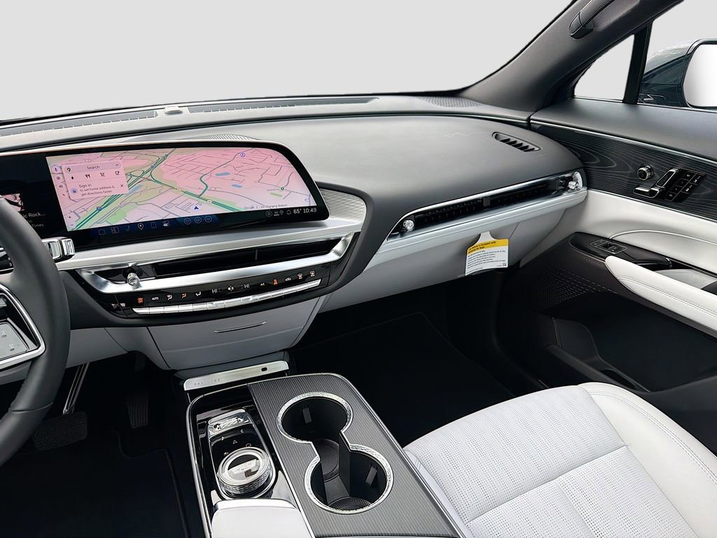 New 2025 Cadillac Lyriq Sport image 24