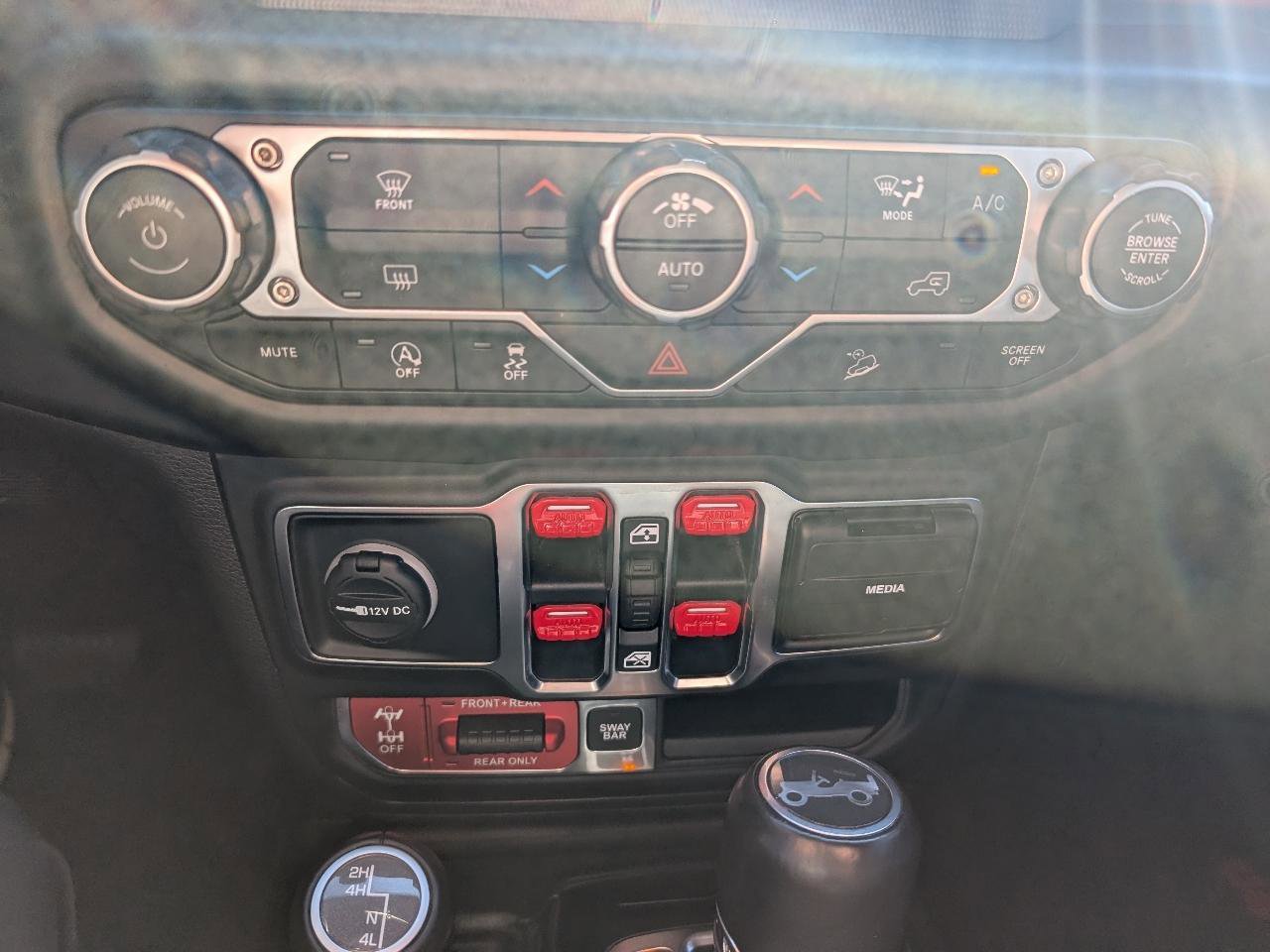 Used 2020 Jeep Wrangler Unlimited Rubicon AWD/4WD image 21